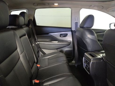 Used 2018 Nissan Murano Platinum FWD image 19
