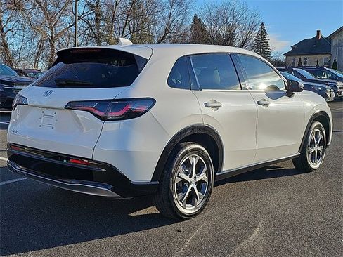 Used 2024 Honda HR-V EX-L image 6