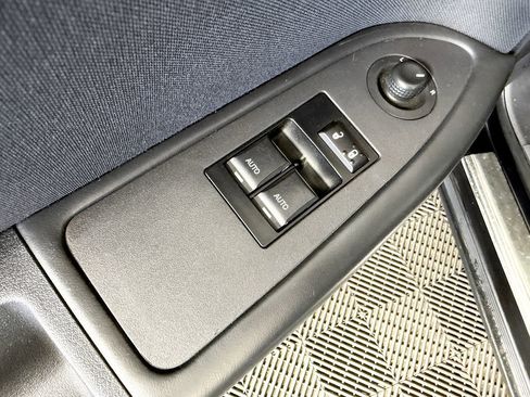 Used 2012 Dodge Challenger R/T RWD image 29