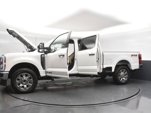 Used 2025 Ford F250 Lariat w/ Lariat Ultimate Package image 46