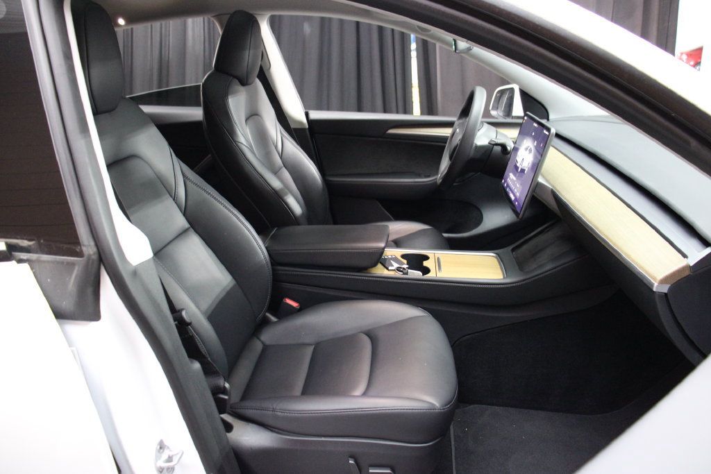 Used 2023 Tesla Model Y Long Range AWD/4WD image 13