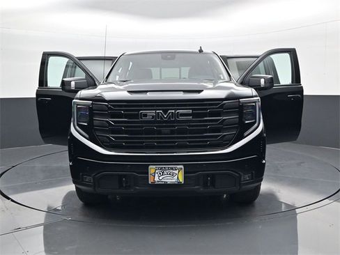 Used 2026 GMC Sierra 1500 Elevation w/ Elevation Premium Package image 31