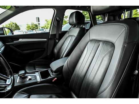 Used 2018 Audi Q5 2.0T Premium w/ Convenience Package AWD/4WD image 13