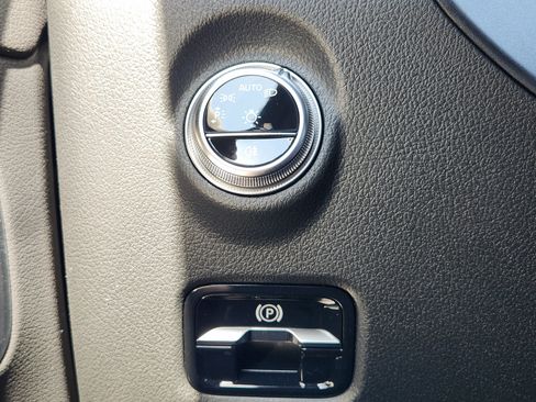 New 2026 Mercedes-Benz CLE 300 4MATIC Coupe image 22