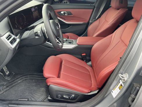 Used 2025 BMW 330i Sedan w/ M Sport Package image 14