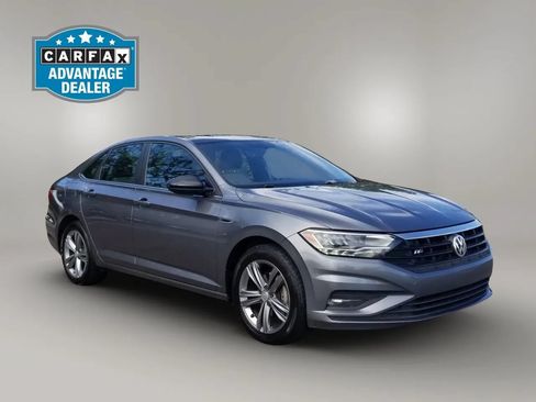 Used 2019 Volkswagen Jetta R-Line FWD image 3