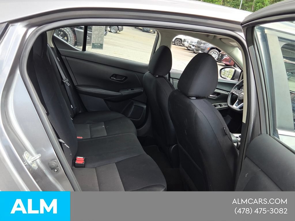 Used 2024 Nissan Sentra SV FWD image 14