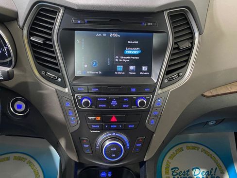 Used 2018 Hyundai Santa Fe AWD w/ SE Ultimate Tech Package 03 image 16
