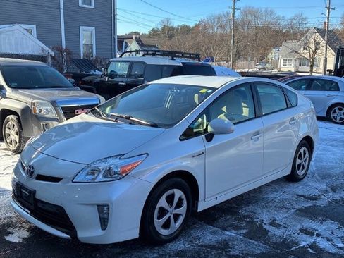 Used 2012 Toyota Prius Five image 7