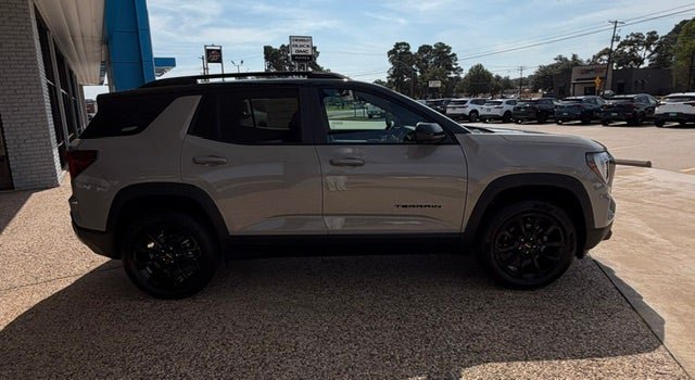 New 2027 GMC Terrain Elevation w/ Elevation Premium Package FWD image 2
