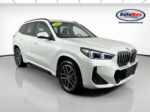 Used 2025 BMW X1 xDrive28i AWD/4WD image 1