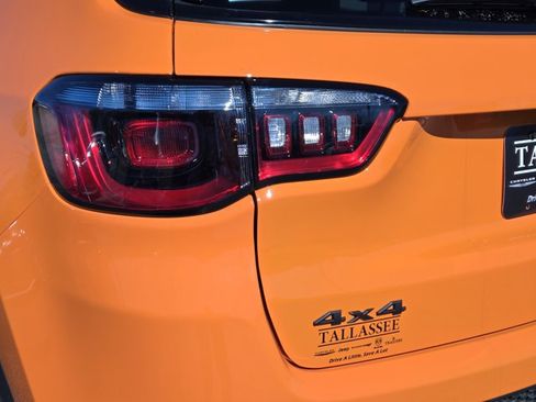 New 2026 Jeep Compass Latitude AWD/4WD image 19