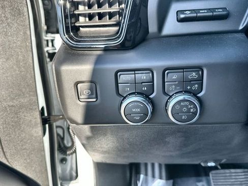 New 2026 GMC Sierra 1500 AT4X image 18