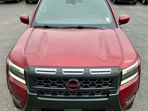 Used 2025 Nissan Frontier PRO-4X image 11