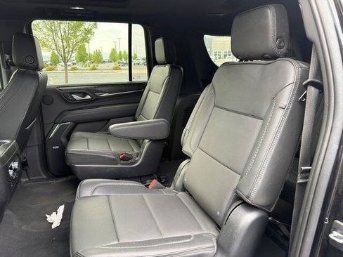 Used 2023 GMC Yukon XL Denali AWD/4WD image 10
