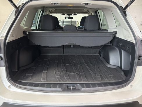 Certified 2023 Subaru Forester Premium AWD/4WD image 18