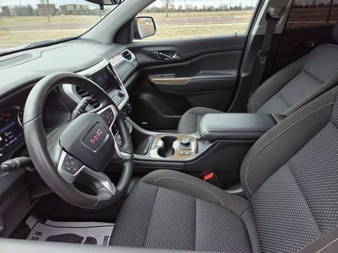 Used 2023 GMC Acadia SLE w/ Driver Convenience Package AWD/4WD image 13
