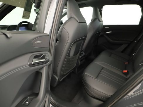 New 2027 Audi Q6 e-tron Prestige AWD/4WD image 34