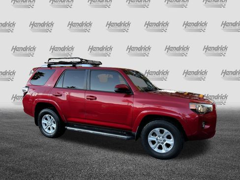 Used 2014 Toyota 4Runner SR5 image 10