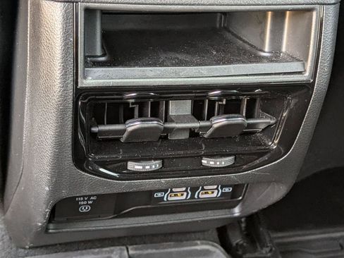 Used 2023 Jeep Grand Cherokee Altitude image 24