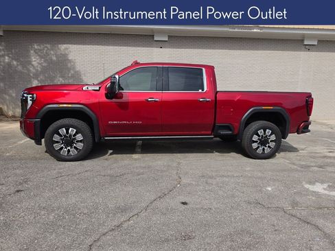 Used 2024 GMC Sierra 2500 Denali w/ Denali Reserve Package AWD/4WD image 16