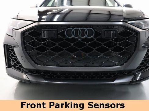 Used 2025 Audi RS Q8 performance image 31
