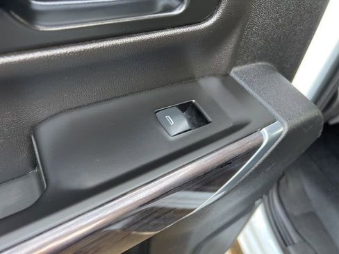 Used 2021 Chevrolet Silverado 3500 LTZ w/ LTZ Convenience Package image 65