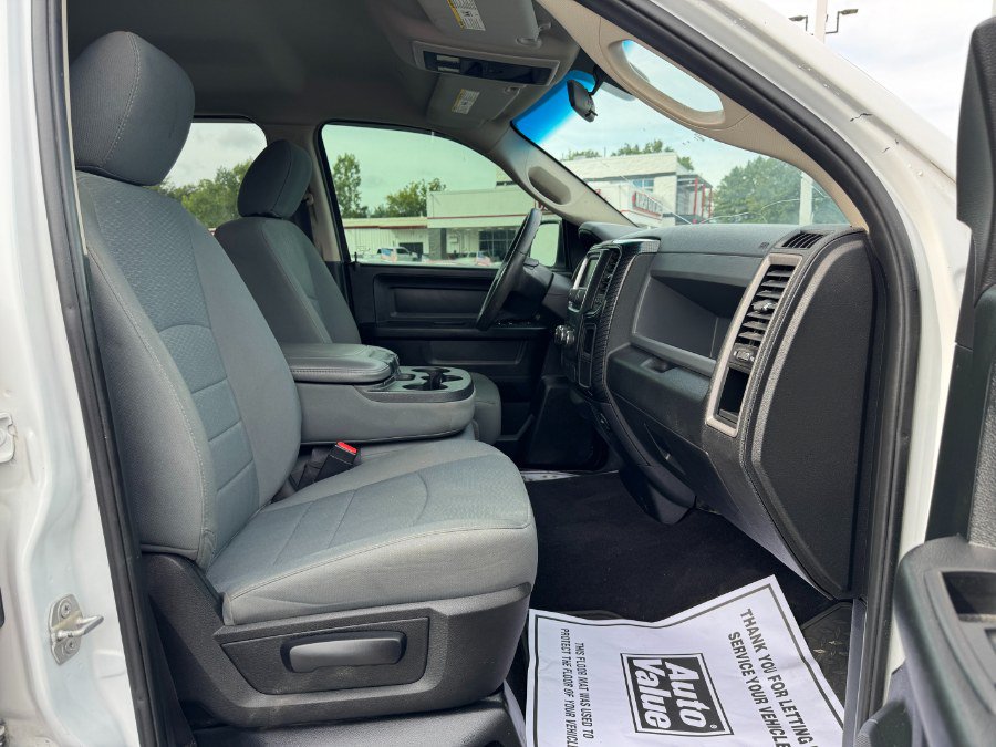Used 2018 RAM 1500 Express w/ Express Value Package AWD/4WD image 18