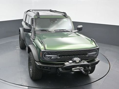 Used 2023 Ford Bronco Everglades image 10