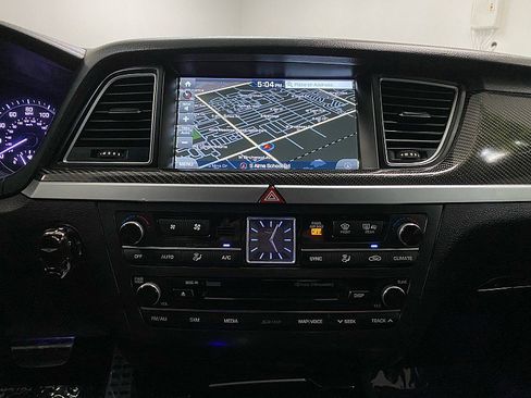 Used 2018 Genesis G80 3.3T Sport image 20