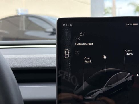 Used 2024 Tesla Model 3 Standard Range image 17