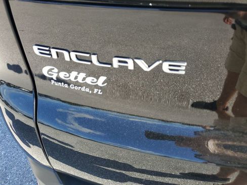 Used 2025 Buick Enclave Preferred image 41