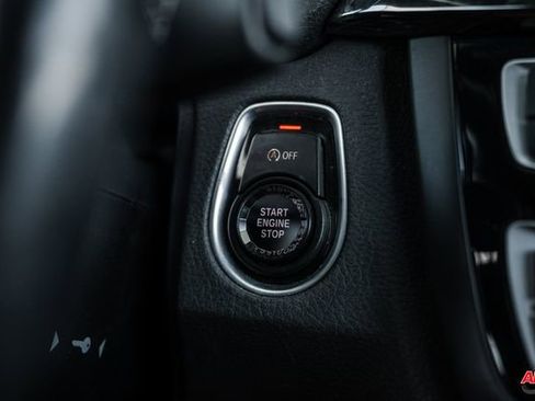 Used 2015 BMW M4 Coupe image 14