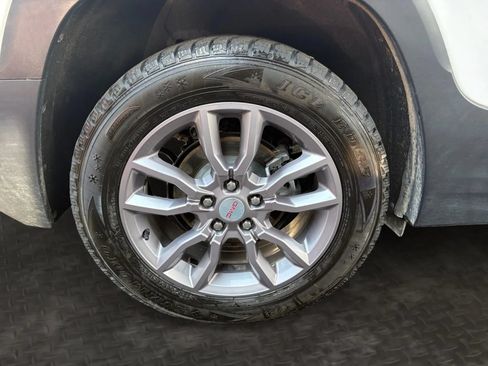 Used 2023 GMC Terrain SLT w/ Tech Package AWD/4WD image 37