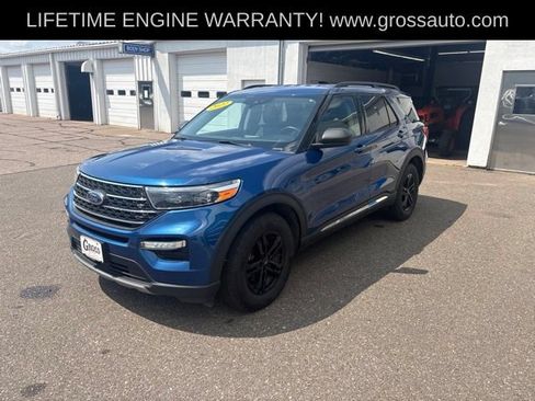 Used 2022 Ford Explorer XLT AWD/4WD image 4
