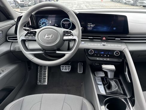 New 2026 Hyundai Elantra Sport image 2