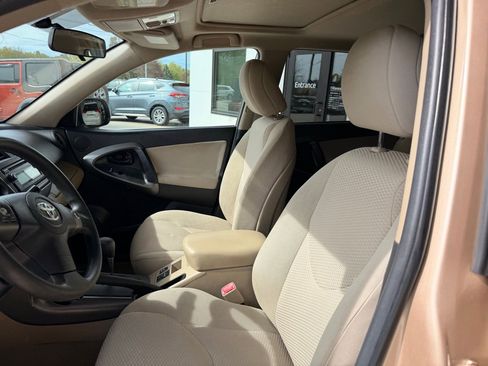 Used 2012 Toyota RAV4 4WD w/ Upgrade Value Pkg image 10