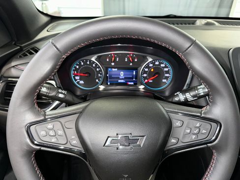 Certified 2022 Chevrolet Equinox RS w/ LPO, Floor Liner Package image 7