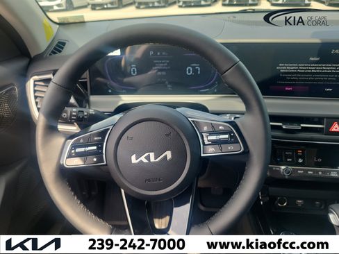 New 2026 Kia Seltos S FWD image 21