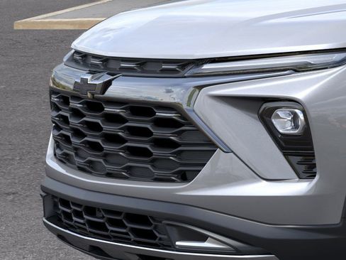 Used 2025 Chevrolet TrailBlazer ACTIV w/ Convenience Package image 55