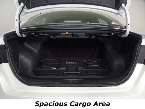 Certified 2025 Nissan Altima 2.5 SL FWD image 13