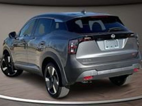 Certified 2025 Nissan Kicks SR w/ Interior Electronics Package image 3