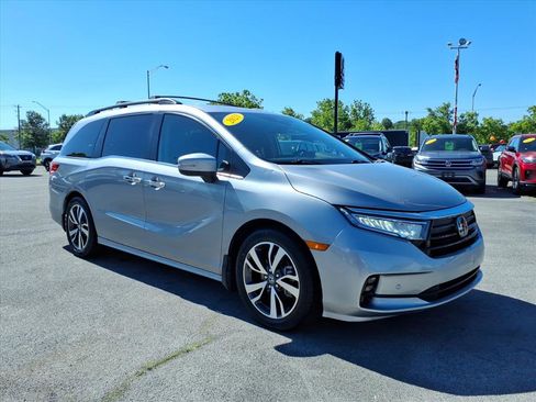 Used 2023 Honda Odyssey Touring image 7