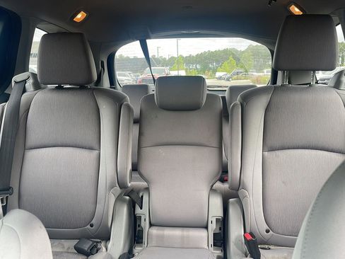 Used 2019 Honda Odyssey EX image 21