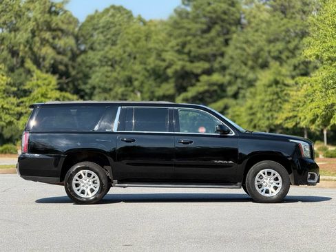 Used 2018 GMC Yukon XL SLT AWD/4WD image 12