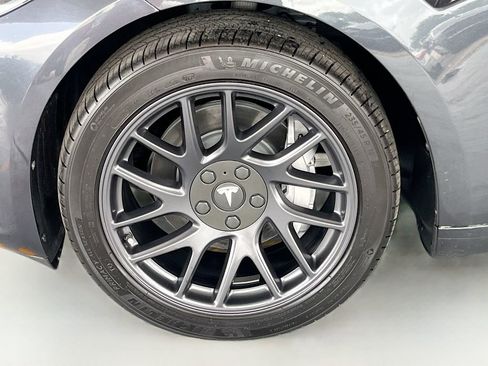 Used 2025 Tesla Model 3 Long Range RWD image 32