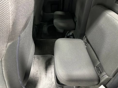 Used 2018 Nissan Frontier S RWD image 37