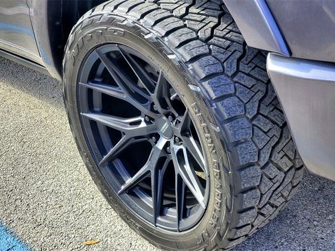 Used 2022 RAM 1500 Laramie w/ Laramie Southwest Edition image 4