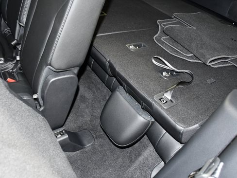 Certified 2026 Honda Pilot Touring image 49