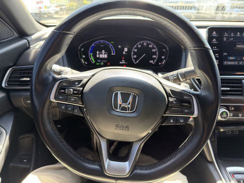 Used 2022 Honda Accord Sport image 24